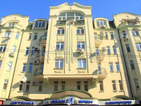 Аренда помещения, 120 метров на ул. Дмитриевская 56.