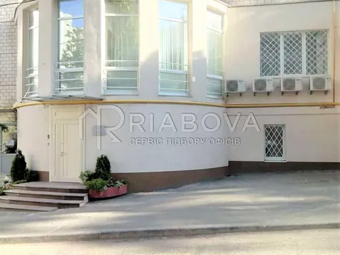 Аренда помещения, 350 метров на ул. Печенежская 16.