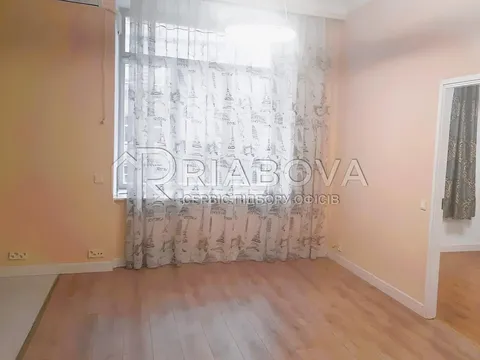 Аренда помещения, 124 метра на ул. Городецкого 17/1.